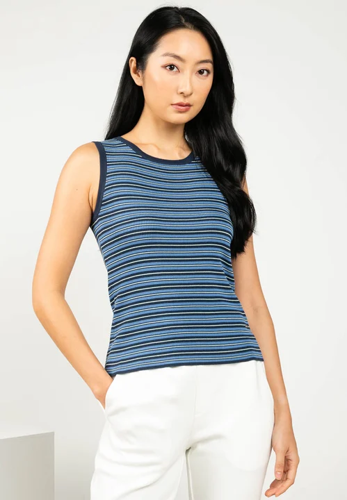 تیشرت زنانه اسکچرز مدل SL425W469