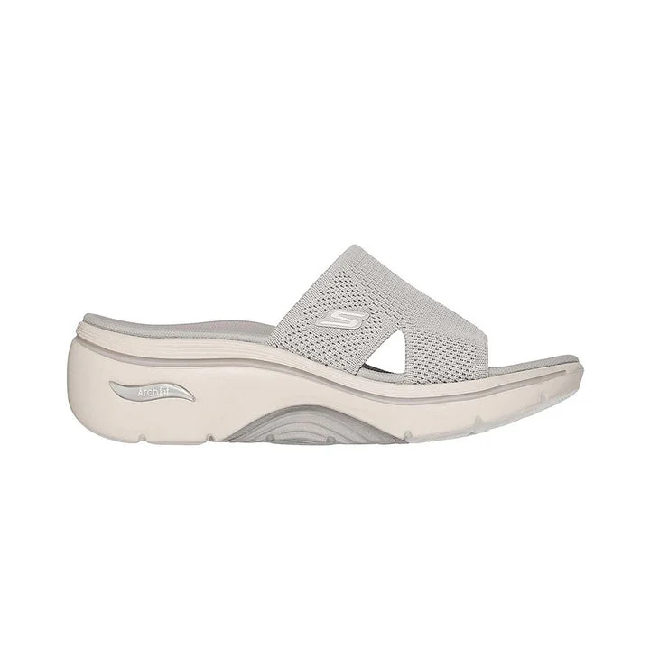 کفش پیاده‌روی زنانه اسکچرز مدل On-The-GO GOwalk Arch Fit 2.0 Sandal - Dakota