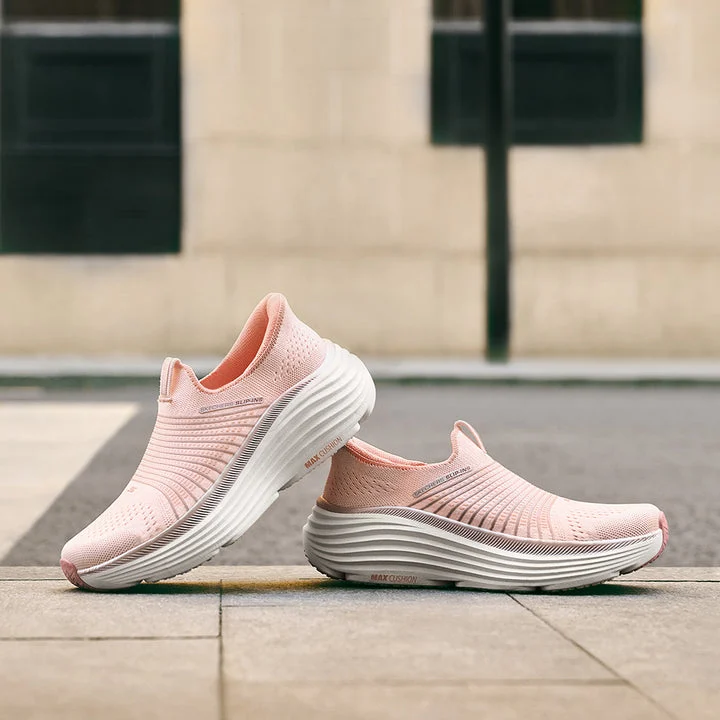 کفش دویدن زنانه اسکچرز مدل GOrun Max Cushioning Endeavour - Aiken