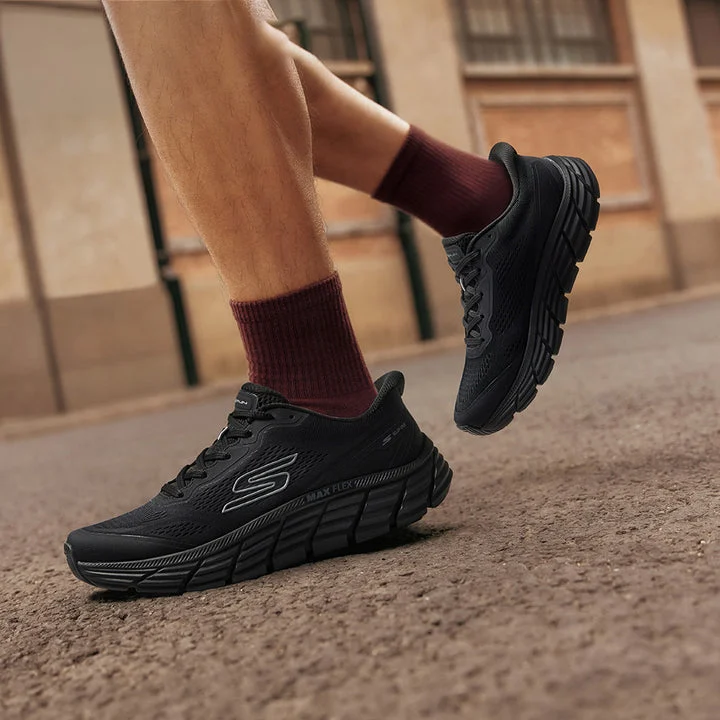 کفش دویدن مردانه اسکچرز مدل GOrun Max Flex