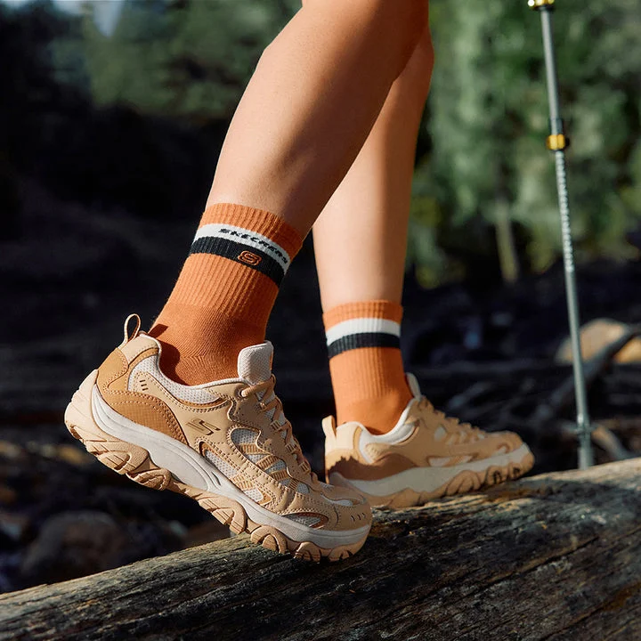 کفش طبیعت‌گردی زنانه اسکچرز مدل Outdoor Adventurer
