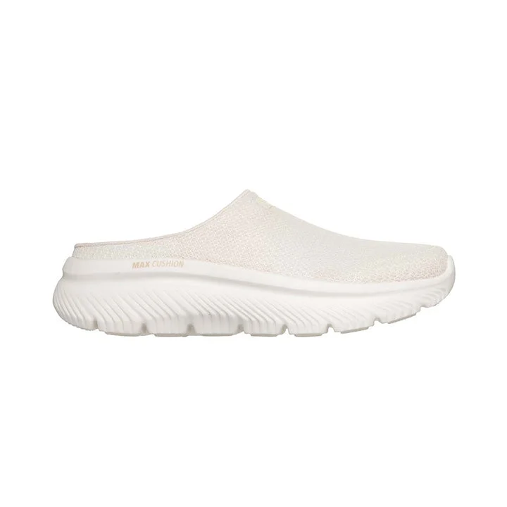 کفش پیاده‌روی زنانه اسکچرز مدل GOwalk Max Cushioning Hyper Burst