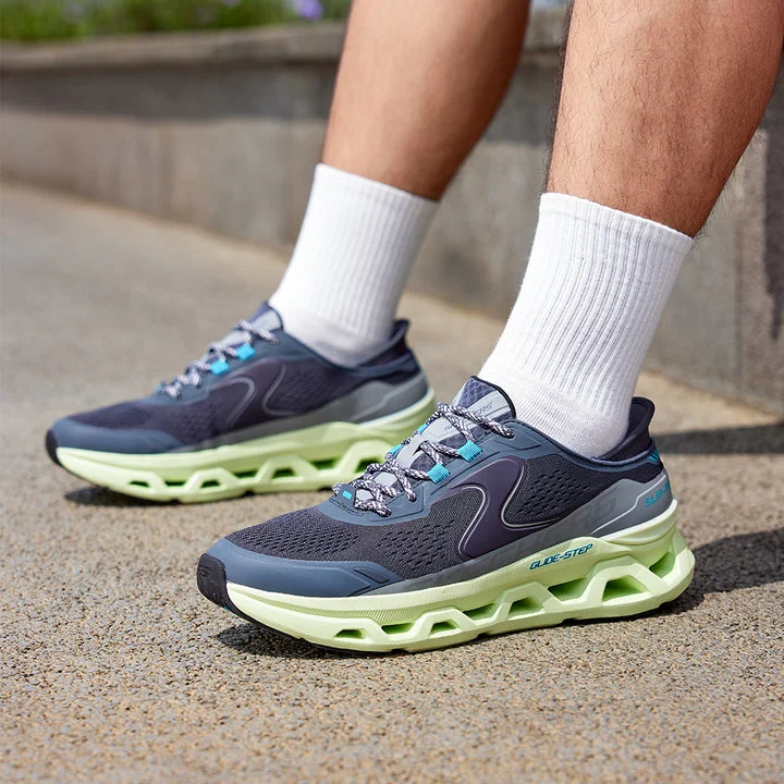 کفش روزمره مردانه اسکچرز مدل Sport Glide-Step Altus - Turn Out