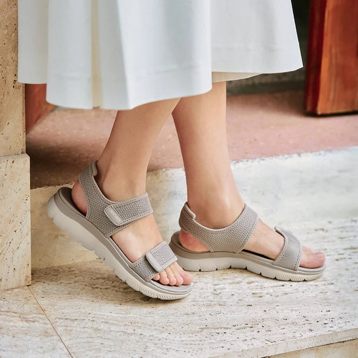 کفش صندل زنانه اسکچرز مدل Sport Comfort Summits - Cute Mark