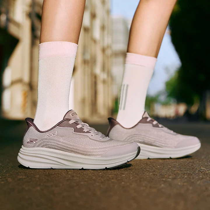 کفش روزمره زنانه اسکچرز مدل BOBS Sport Bobs Skillz - Airy Stride