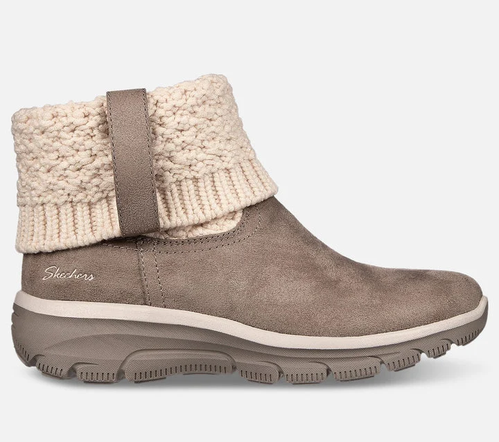 کفش بوت زنانه اسکچرز مدل Relaxed Fit: Easy Going - Cozy Weather