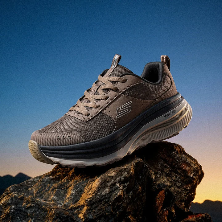 کفش طبیعت‌گردی مردانه اسکچرز مدل Outdoor Max Cushioning Zirrus - Zirrostratus