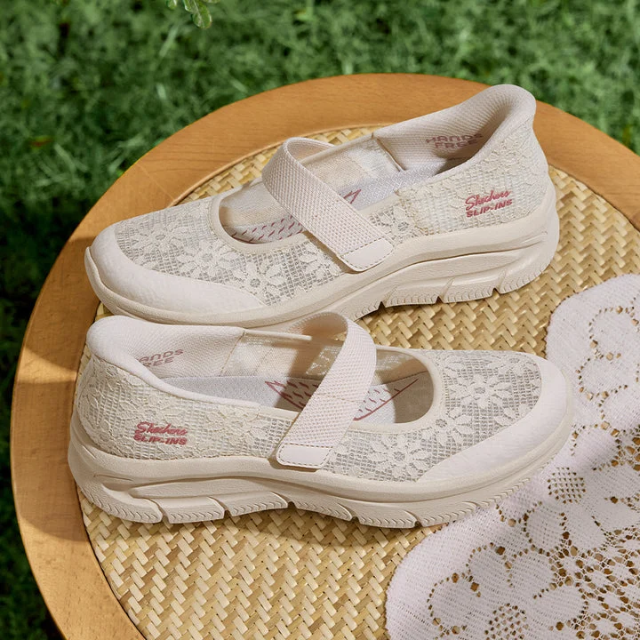 کفش روزمره زنانه اسکچرز مدل Modern Comfort Arch Fit Mc D'Lux - Lovely Motion