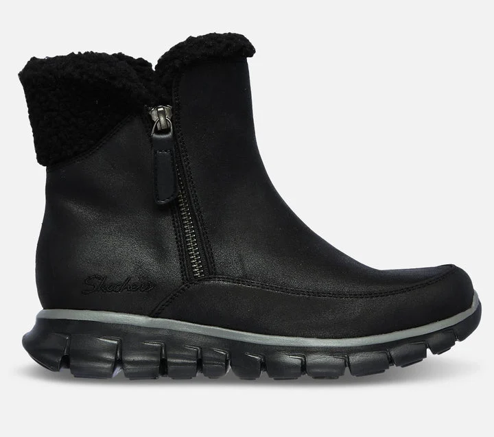 کفش بوت زنانه اسکچرز مدل Synergy - Collab - Water Repellent