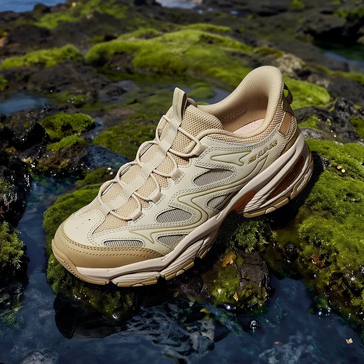 کفش طبیعت‌گردی زنانه اسکچرز مدل Outdoor Vigor 3.0
