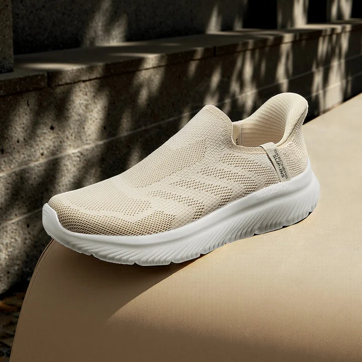 کفش پیاده‌روی مردانه اسکچرز مدل GOwalk Max Cushioning Hyper Burst - Faber