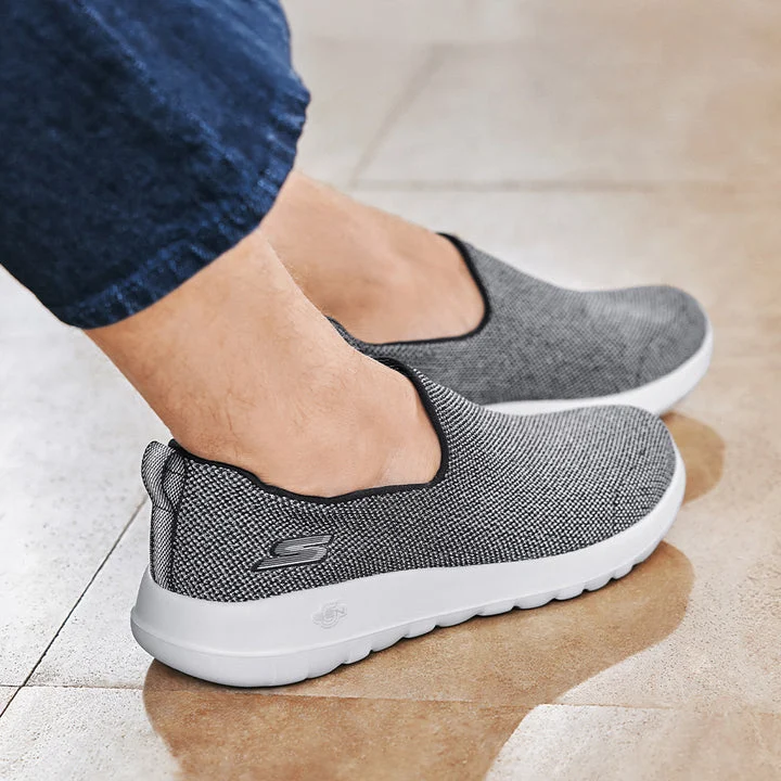 کفش پیاده‌روی مردانه اسکچرز مدل GOwalk Max - Centric